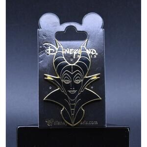 Disney Paris Maleficent Sleeping Beauty Villains Black and Gold Pin (C2)